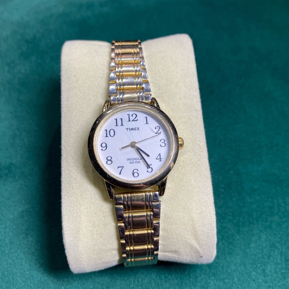 Timex | Accessories | Timex Easy Reader Collection Womens Watch |